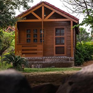 Leo Wooden Resorts